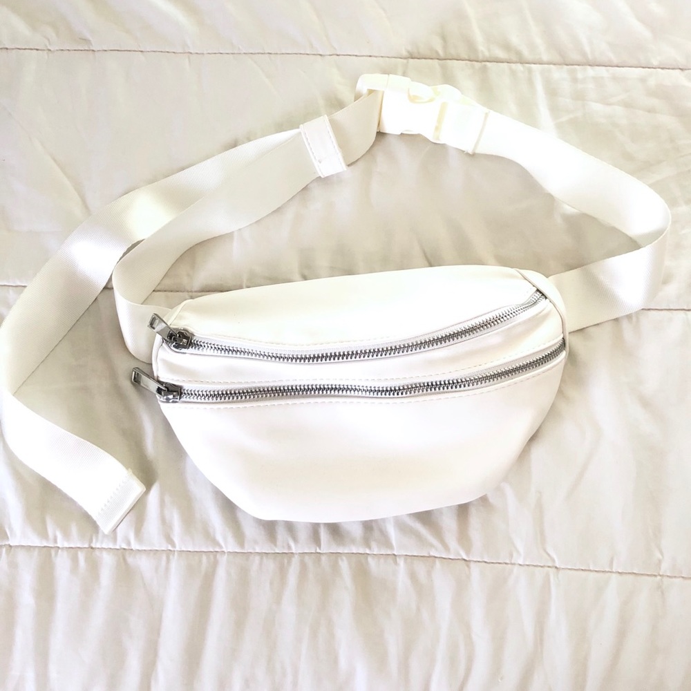 FANNY PACK